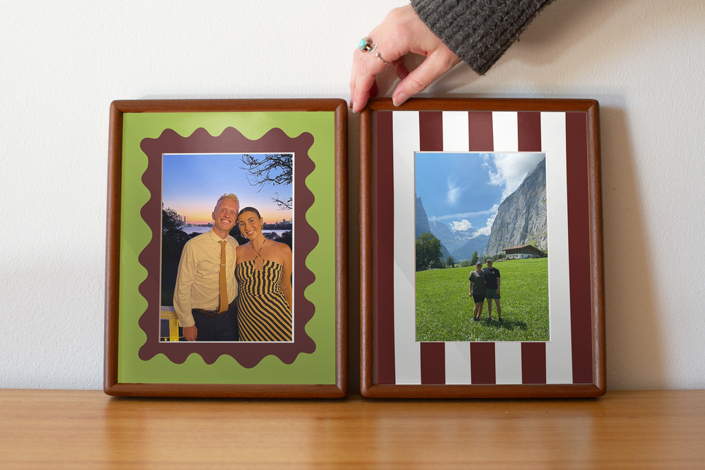 Wave Photo Mount in Green