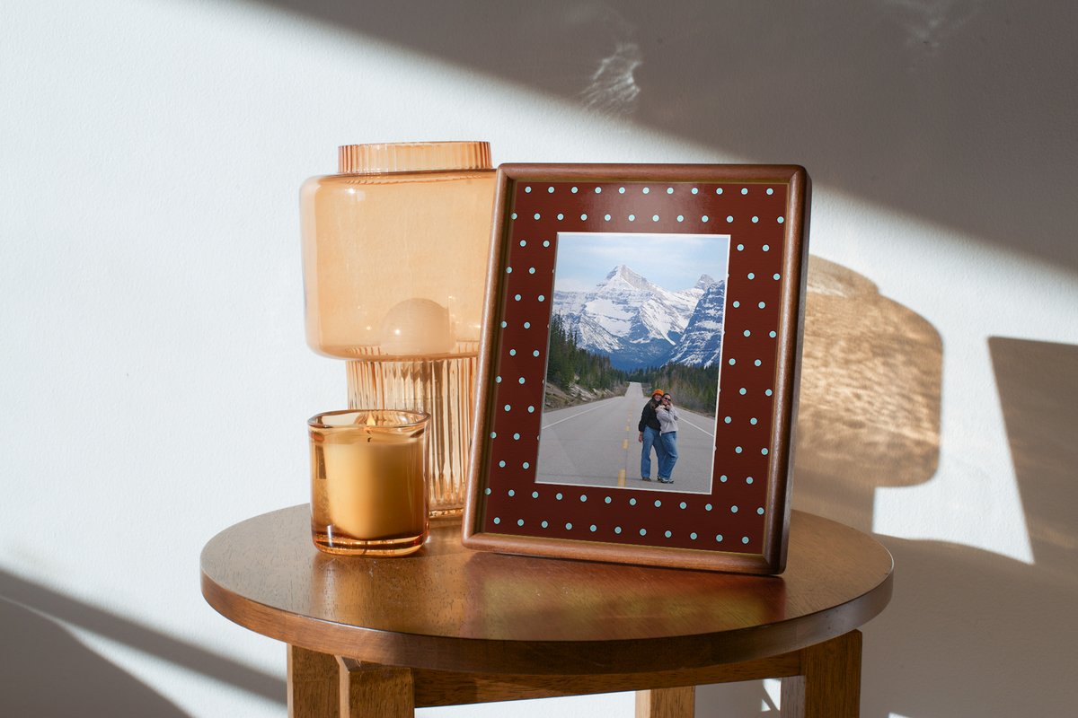 Dot Photo Mount in Brown & Blue