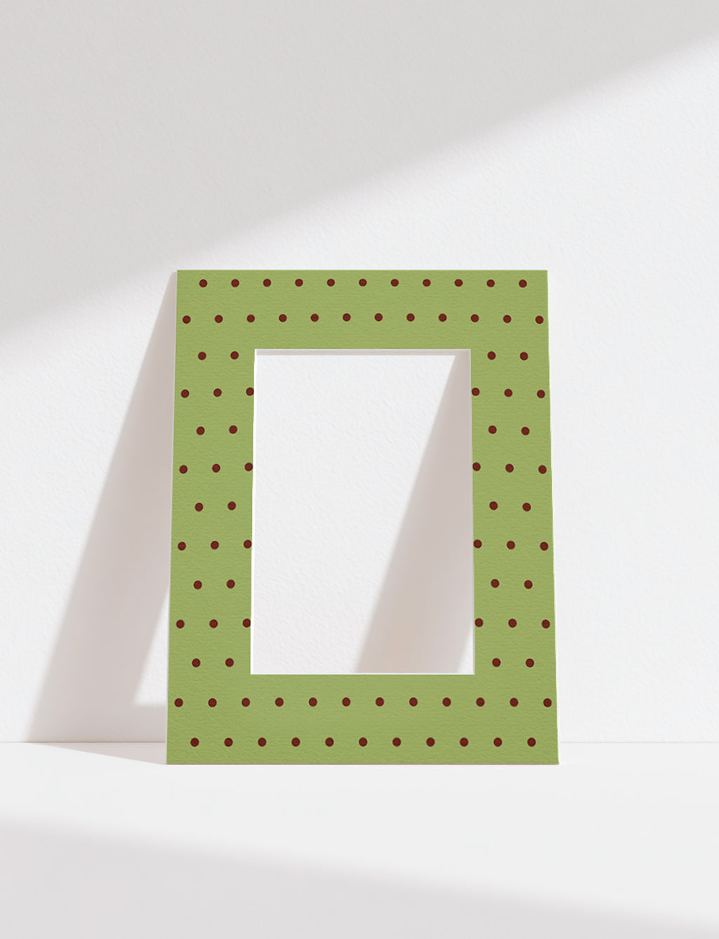 Dot Photo Mount in Green
