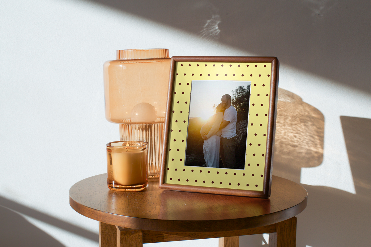 Dot Photo Mount in Yellow