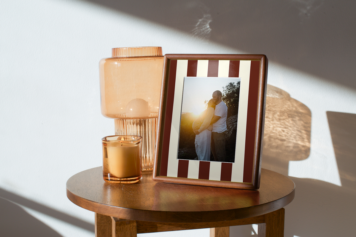 Stripe Photo Mount in Brown