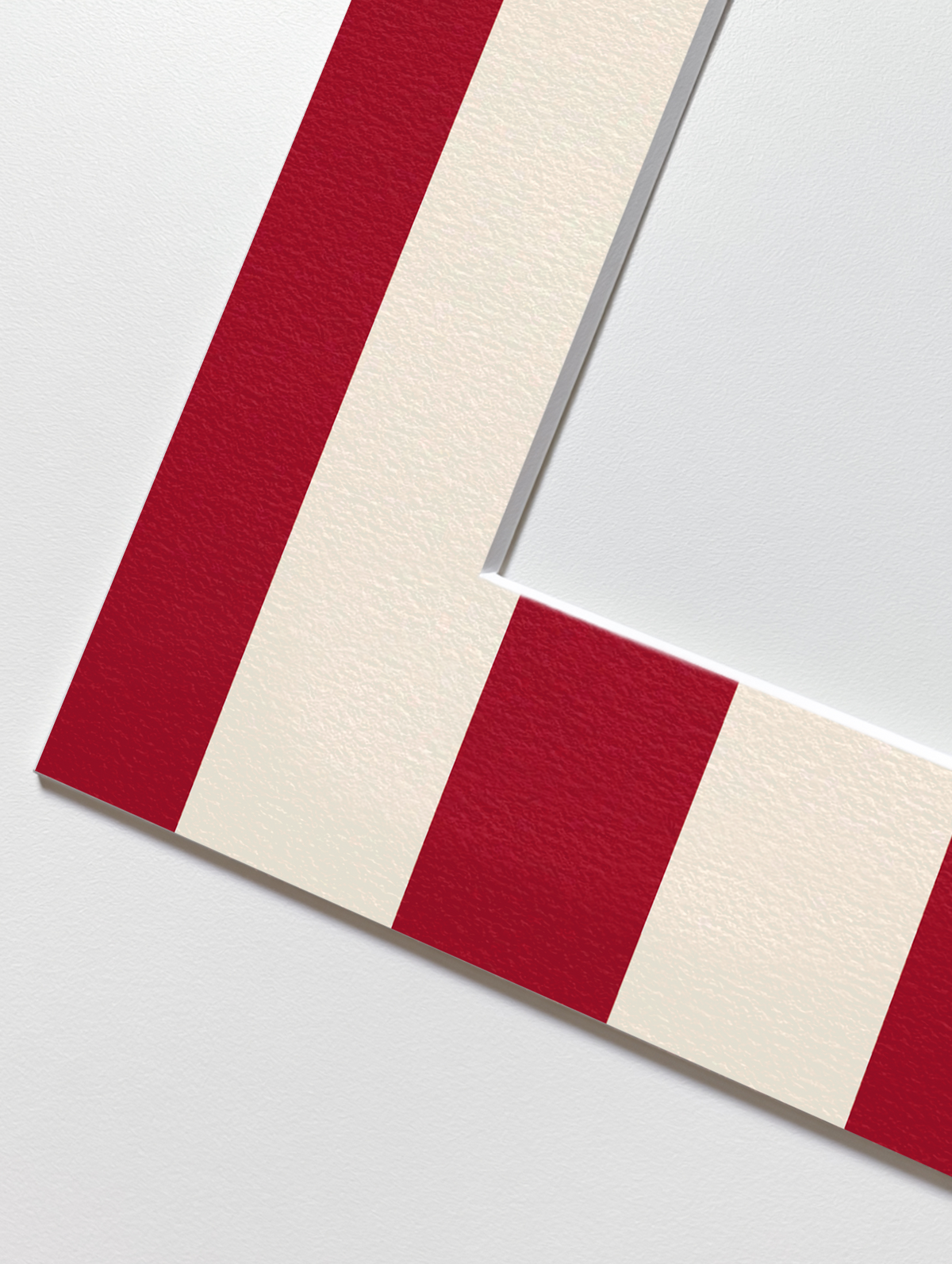 Stripe Photo Mount in Maroon